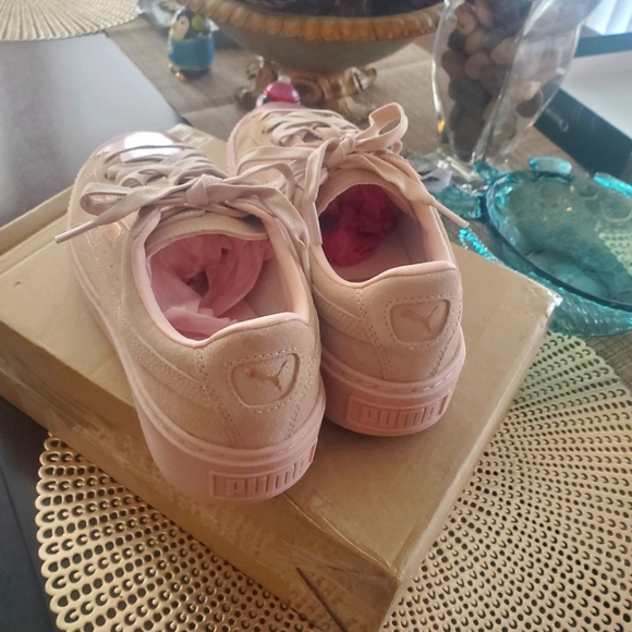 Puma Platform - Picture 5 of 5